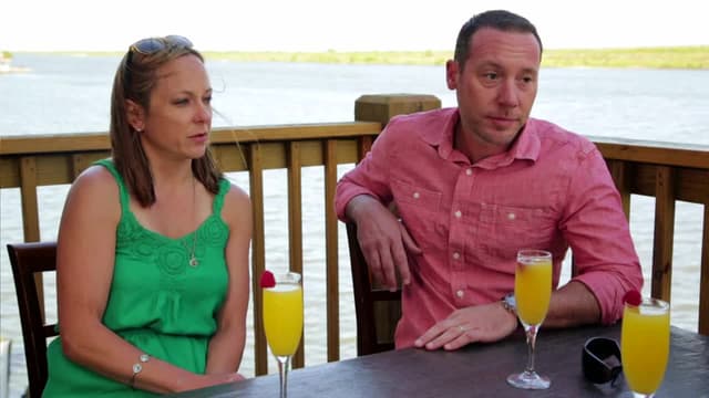 S05:E01 - Living on Crystal Waters
