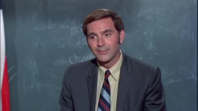 S05:E10 - Oliver's Schoolgirl Crush