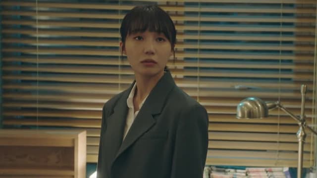 S01:E11 - Episode 11