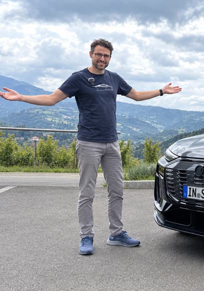 S01:E11 - Audi SQ6 e-tron: Can It Challenge the Macan EV? poster
