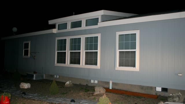 S01:E02 - Tangled Affairs