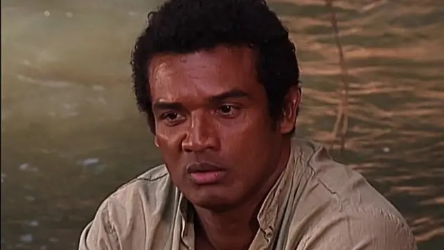 S01:E33 - Súplica de rodillas