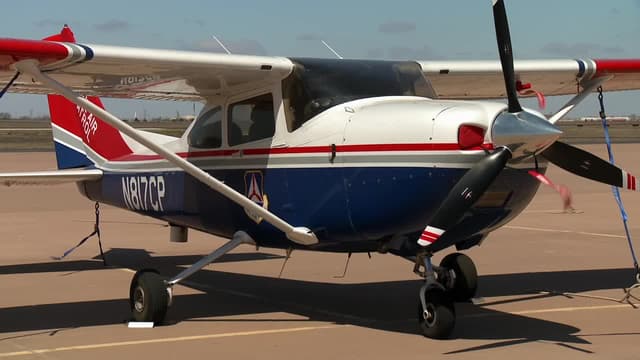 S04:E04 - Civil Air Patrol