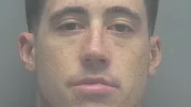 S01:E18 - The Origin Story of Wade Wilson