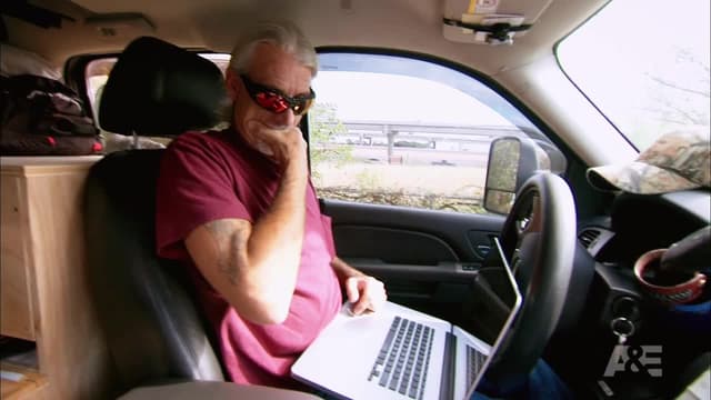 S03:E12 - Tyrannosaurus Hex