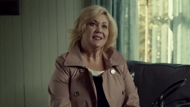 S03:E07 - I Fall to Pieces