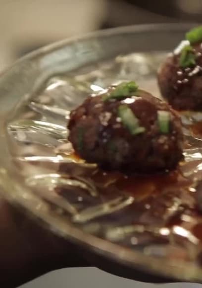 S01:E01 - Meatballs poster