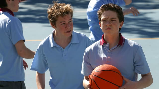 S01:E22 - Every Stick Has Two Wrong Ends