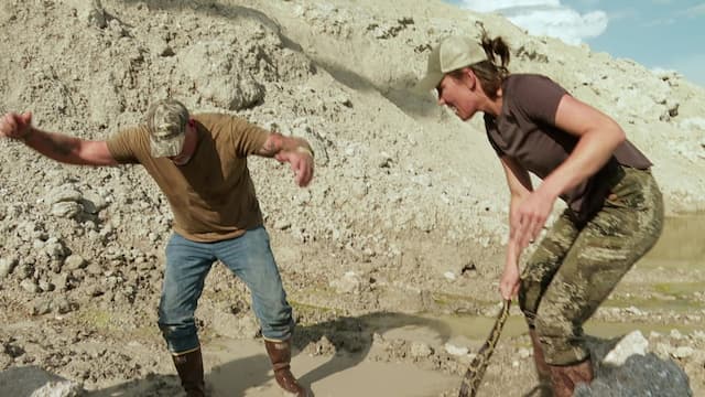S03:E06 - The Snake Pit