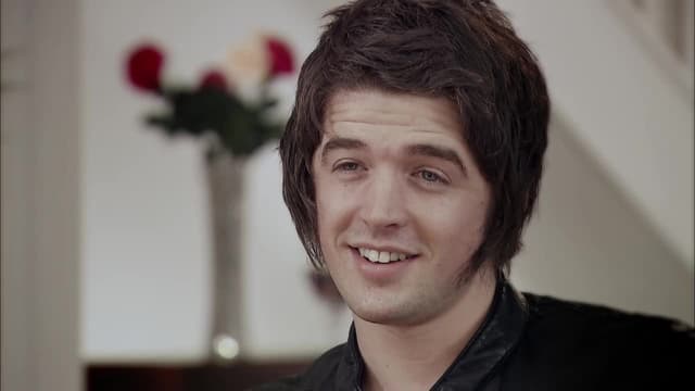 S02:E04 - Girlfri3nds - UK