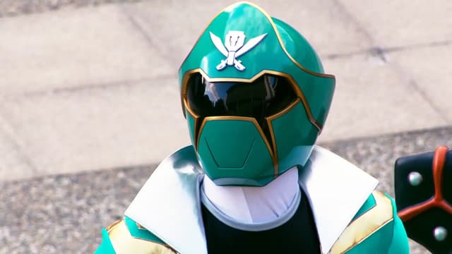 S21:E11 - Love Is in the Air