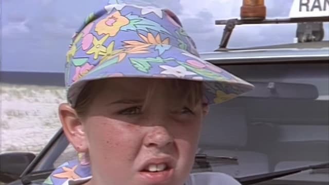 S01:E20 - Skippy and the Surf Club