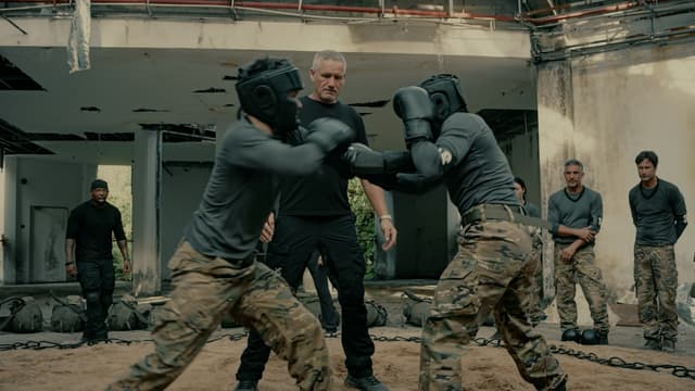 S05:E03 - Trust