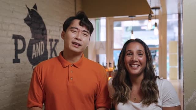 S04:E05 - Roasting Salt Bae / Uncle Roger Make Adobo