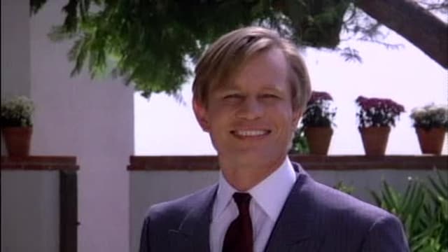 S09:E12 - Weak Moment