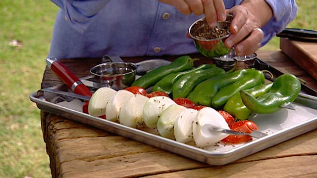 S01:E02 - Kebabs of the World Unite