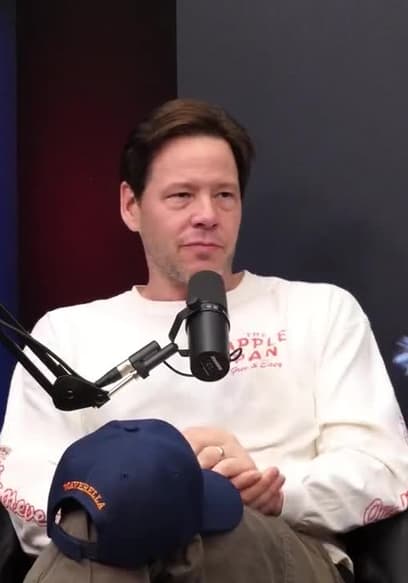 S01:E10 - Ike Barinholtz poster