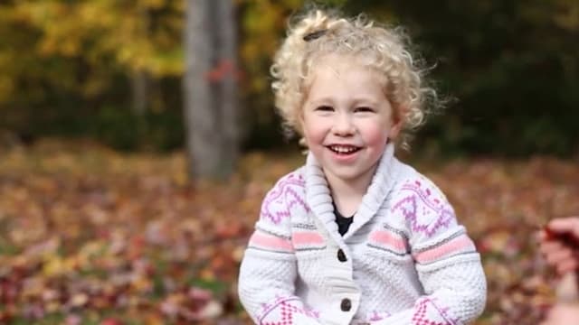 S01:E11 - Tots, Teens, and Telephones