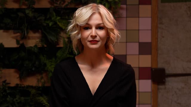 S01:E18 - Kallmekris Eats Her Last Meal