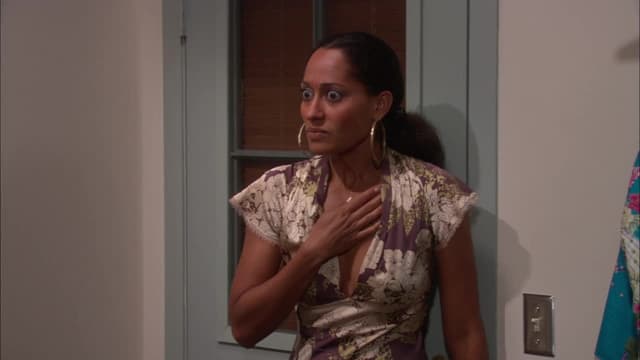 S04:E05 - Hopelessly Devoted to Two