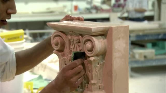 S02:E06 - Floating Furniture Design