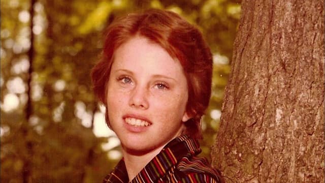 S06:E10 - Cross Country Connection / Eyes at the Window