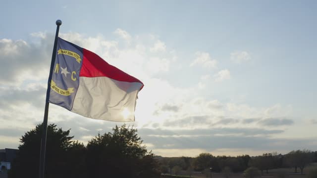S08:E01 - Welcome to Pitt County