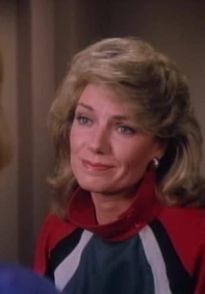 Watch Falcon Crest S03:E15 - Queen's Gambit - Free TV Shows | Tubi