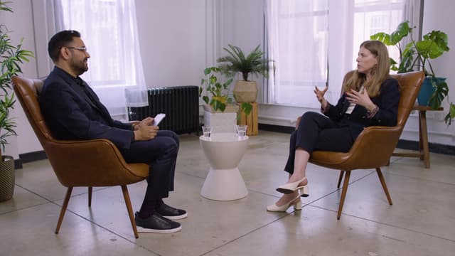 S01:E07 - A Golden Age for Democracy?