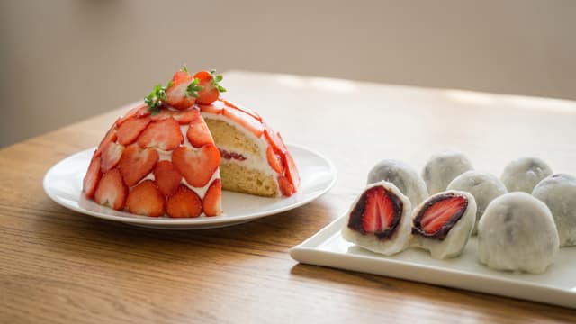 S01:E08 - Delicate Strawberry Sweets: Mochi & Eggless Shortcake