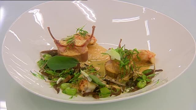 S01:E10 - Episode 10