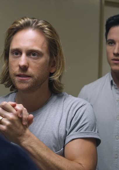 Watch The Bay S08:E02 - The Trauma Ward - Free TV Shows | Tubi