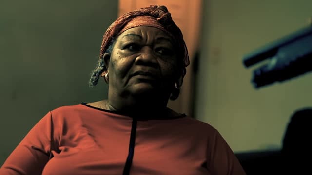 S01:E01 - Poker Nights Are Long