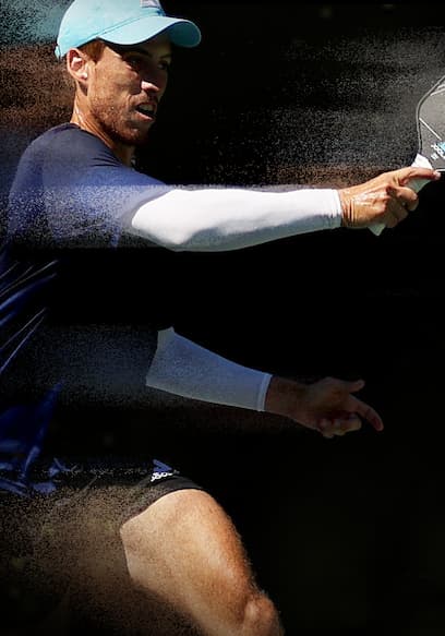 S01:E01 - Americans Cash in on a Paddle-Sport Obsession poster