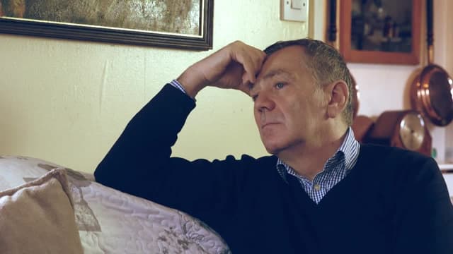 S01:E01 - The Man in the Blue Car