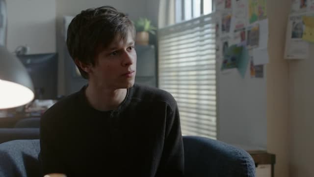 S01:E02 - Hugo