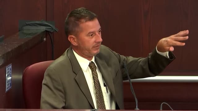 S01:E09 - The Arrest