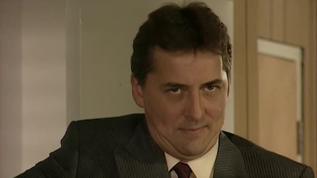 S02:E05 - Armed & Dangerous