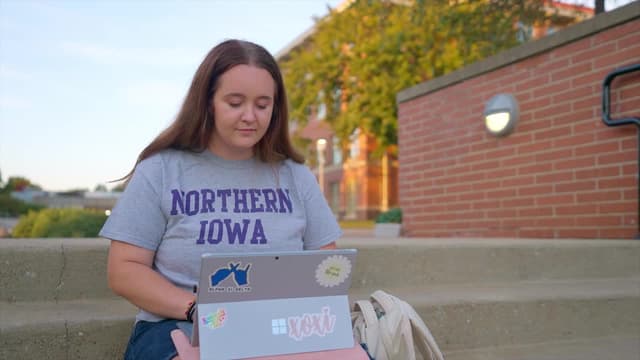 S08:E03 - University of Northern Iowa