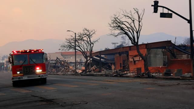 S01:E03 - Dawn of Destruction