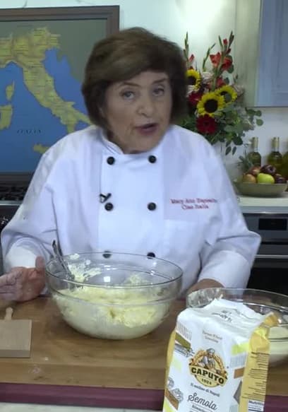 S30:E12 - Got Lemons, Make Gnocchi poster