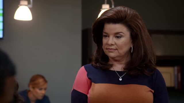 S04:E13 - My Grandson's War