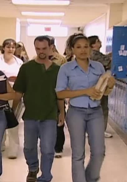 S01:E03 - Amor juvenil poster