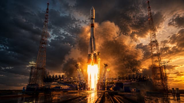 T01:C11 - S01:E11 - The Real Reason the Soviets Lost the Space Race!