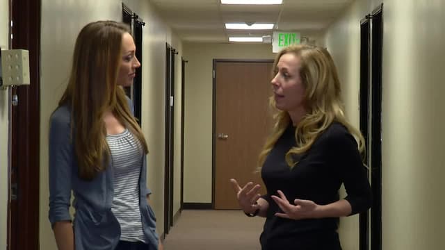 S01:E22 - Giving Back
