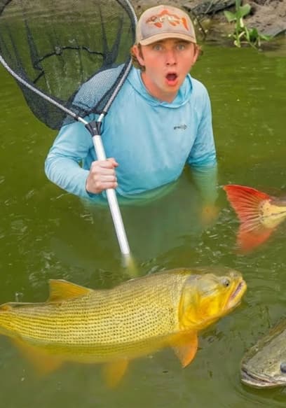 S06:E22 - Rescuing Monster Aquarium Fish From Abandoned Pond! poster