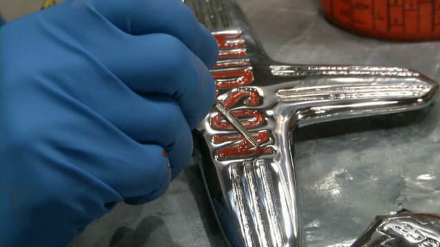 S02:E15 - One of a Kind