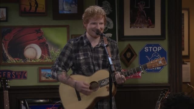 S02:E07 - A Live Show Walks Into a Bar (Part 1)