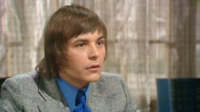 S01:E18 - A Little Help From My Friends