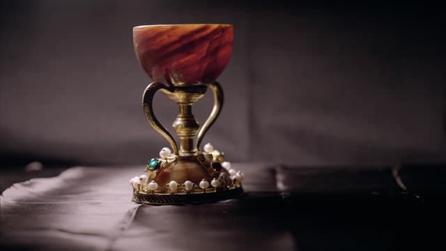 S01:E04 - The Quest for the Grail
